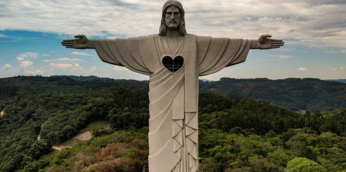 Como ficou o Cristo Protetor de Encantado o maior do mundo Santuário Nossa Senhora dos Prazeres